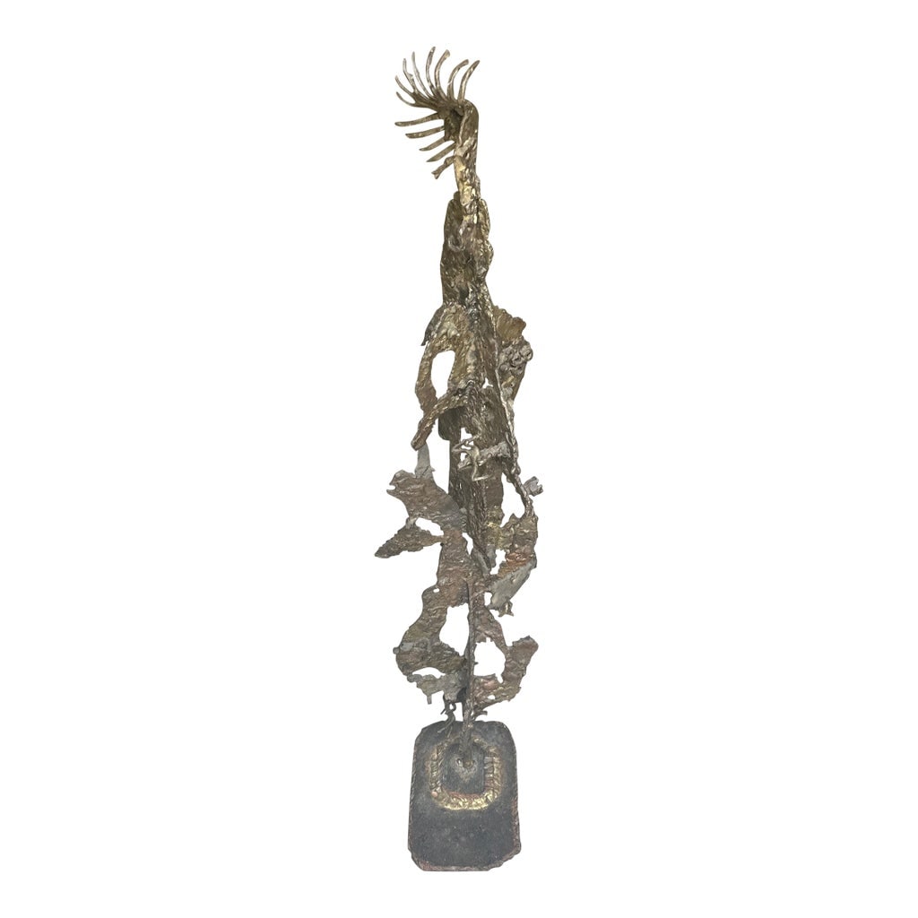 Large Vintage Standing Brutalist Style Sculpture: Up for consideration is a beautiful vintage large standing brutalist sculpture. This would look lovely in your home and it is a perfect conversation starter for your guests! This is also great for