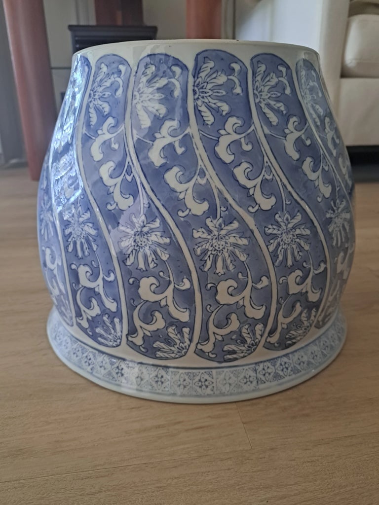 Vintage Large Chinese Glazed Ceramic Blue & White Planter Floral Pot Fish Bowl - 3