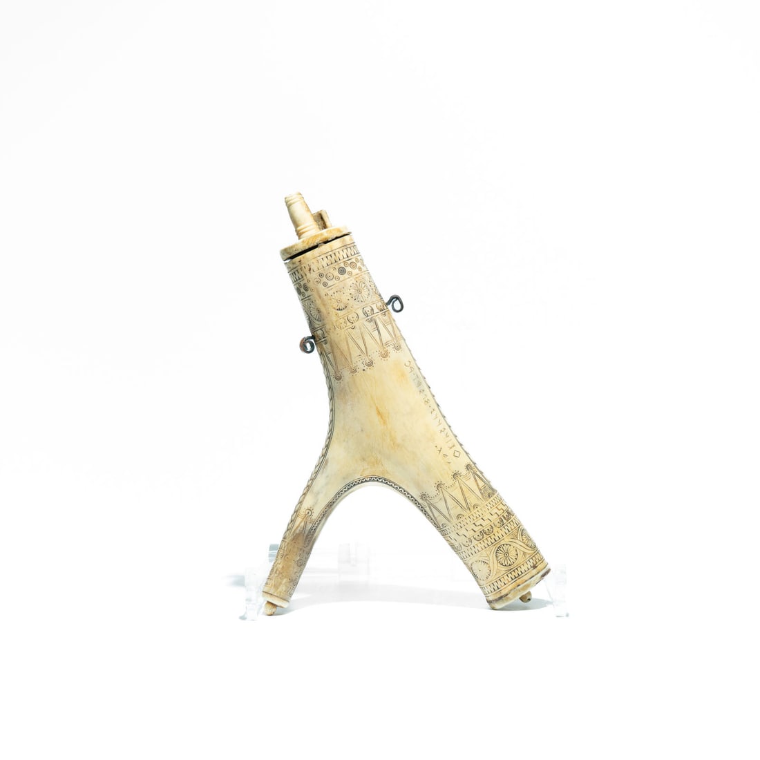 Staghorn Powder Flask 17th/18th Century (1 of 1)