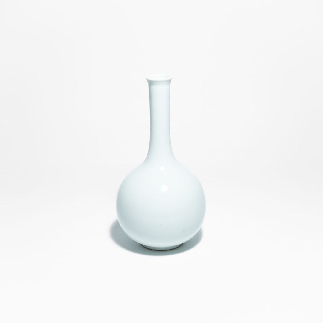 Chinese porcelain, bottle with Anhua decoration, monochrome white porcelain, "Anhua" decoration C. (1 of 3)