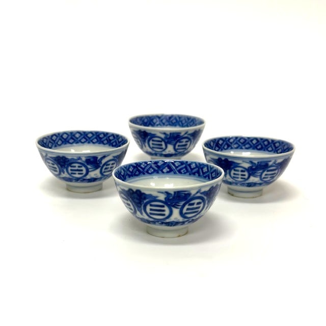 A Set of Four Fine Chinese Blue and White Porcelain Cups China, Qing Dynasty, Guangxu Mark and (1 of 7)