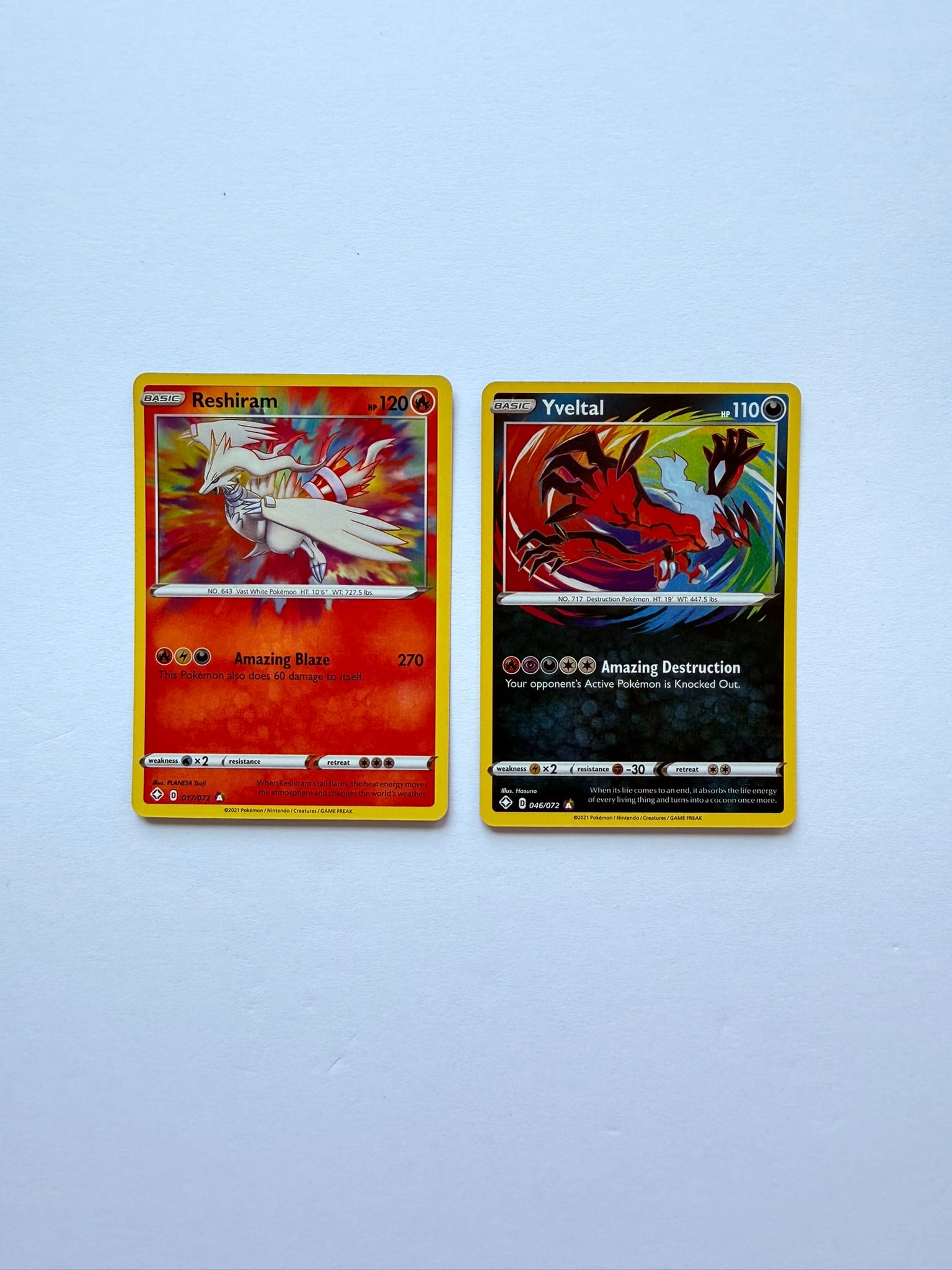 Pokemon Amazing Rare Lot Yveltal Reshiram Holo Rare Cards (1 of 2)