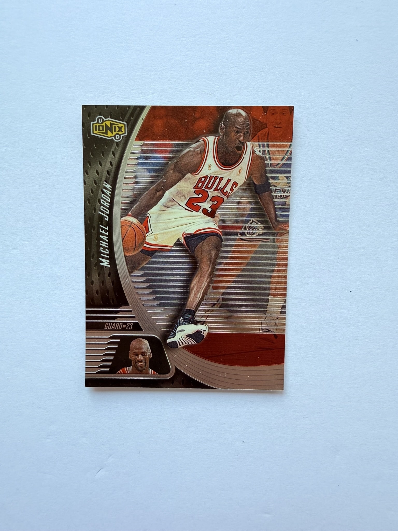 Michael Jordan Upper Deck Ionix Chicago Bulls Basketball Card (1 of 2)