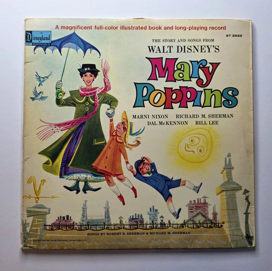 Vintage Walt Disney’s Mary Poppins Story and Songs Disneyland Record ST-3922: Vintage Disneyland Records Mary Poppins story and songs long-playing record with illustrated book cover artwork.