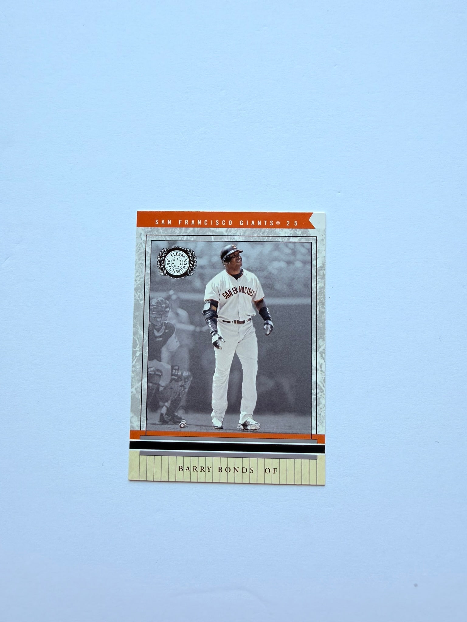 2003 Fleer Patchworks #25 Barry Bonds San Francisco Giants Baseball Card: 2003 Fleer Patchworks #25 Barry Bonds San Francisco Giants baseball card. Features Bonds during his dominant Giants run and showcases the distinctive Patchworks design. A strong collectible for Giants