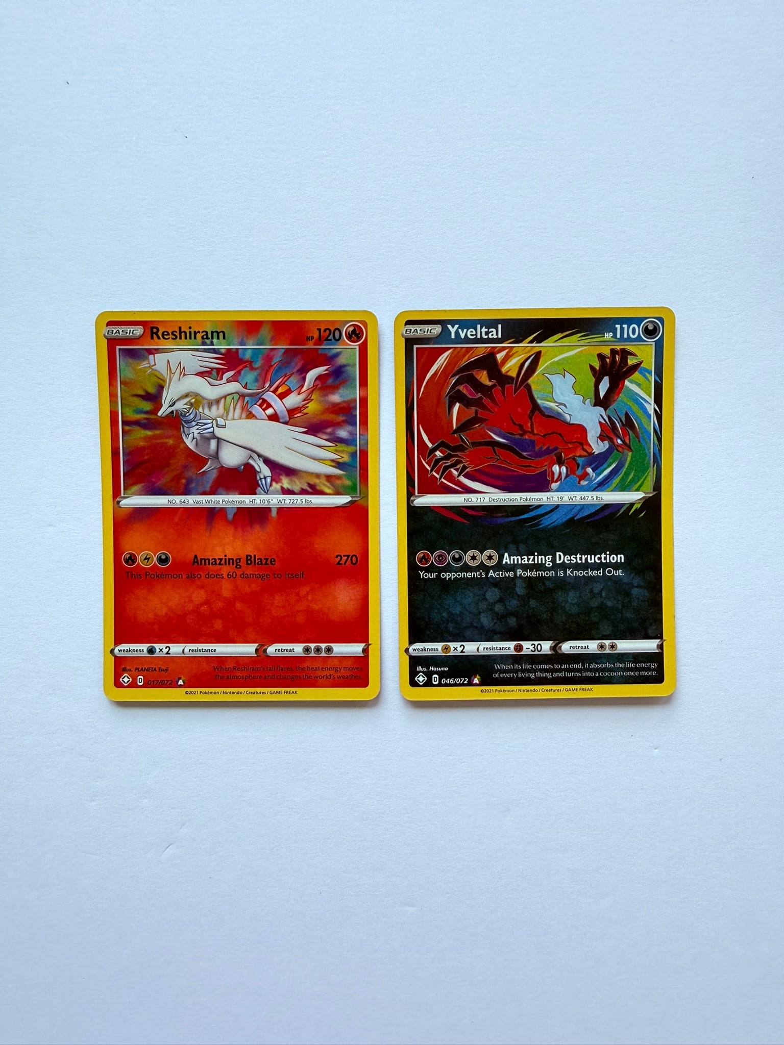 Pokemon Amazing Rare Lot Yveltal Reshiram Holo Rare Cards (1 of 2)