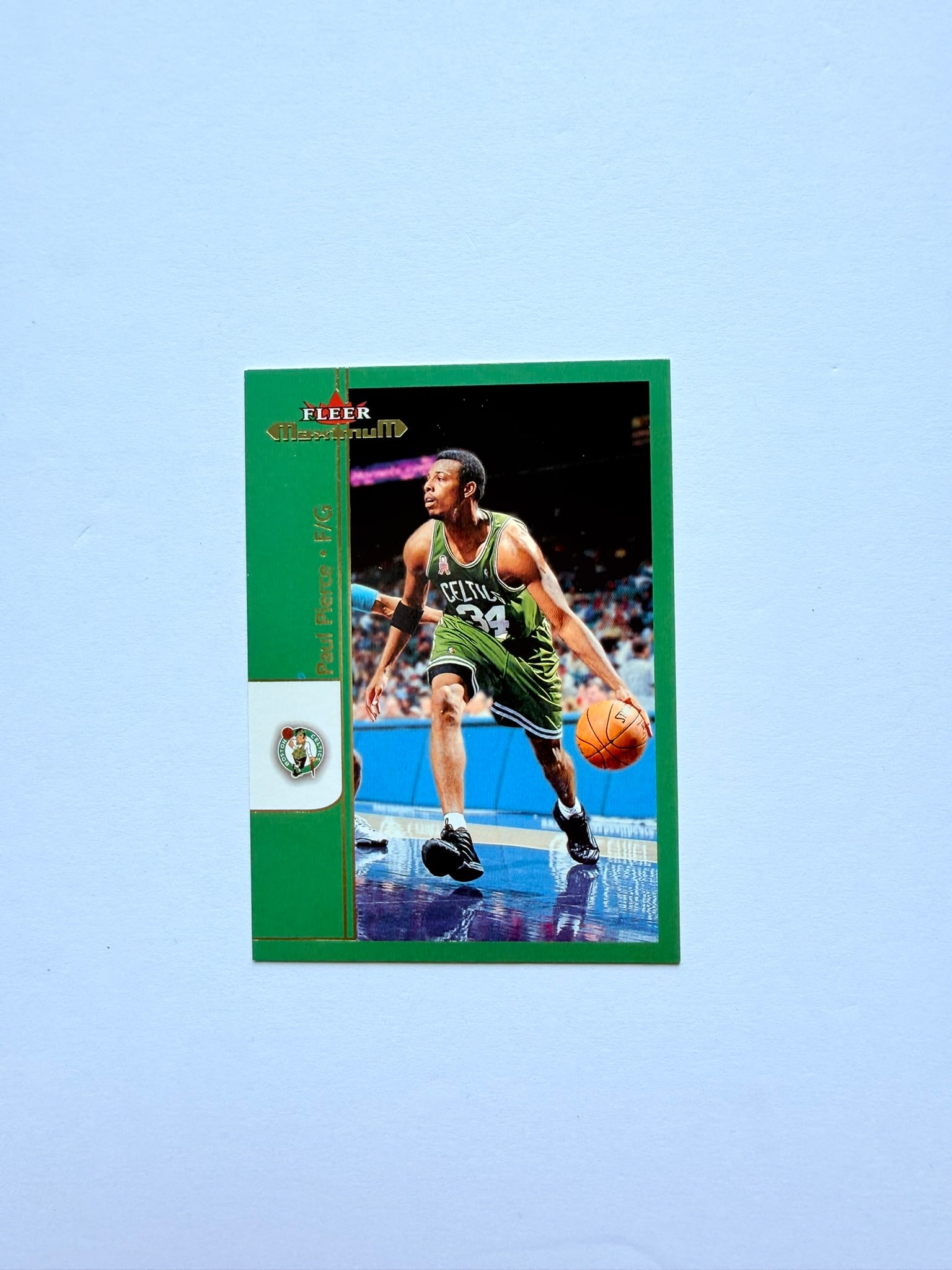 2001 Fleer Maximum #7 Paul Pierce Boston Celtics NBA Basketball Card: 2001-02 Fleer Maximum #7 Paul Pierce card featuring "The Truth" during his rise as a Boston Celtics superstar. Great collectible for Celtics fans and NBA card collectors.