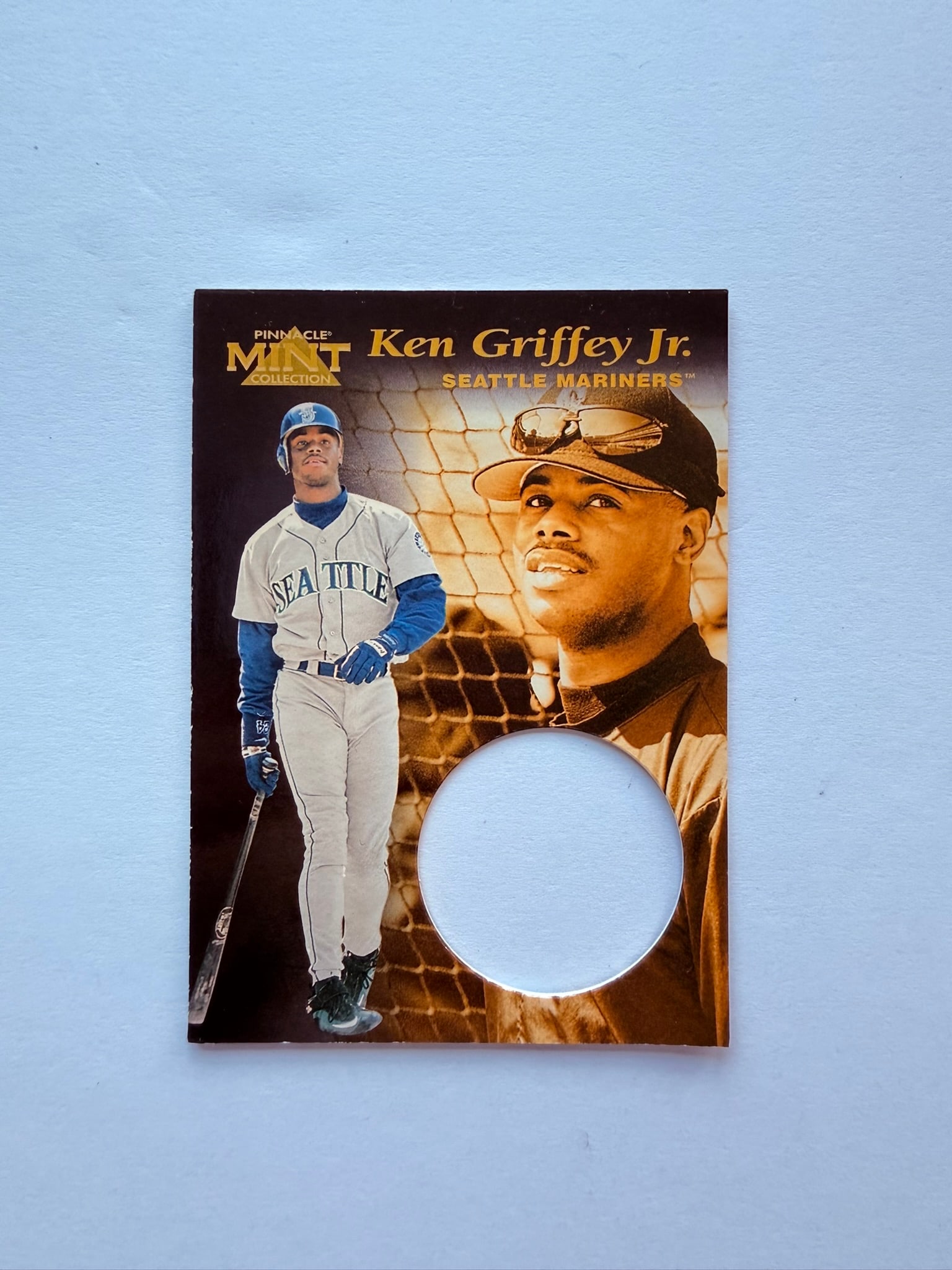 1997 Pinnacle Mint Collection Ken Griffey Jr. Die-Cut Insert (1 of 2)