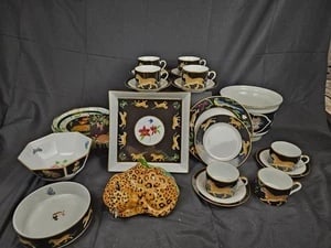 Lynn Chase Jaguar Jungle 1988 Dinnerware Set Plates Bowls and Serving Pieces: Lynn Chase Jaguar Jungle 1988 Dinnerware Set Plates Bowls and Serving Pieces. Substantial decorative and functional collection offered with the maker, pattern, material, and piece count represented as