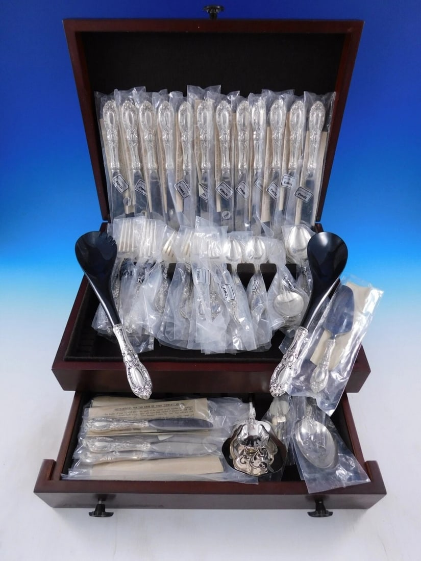 Towle King Richard Sterling Silver Flatware Service 93 Pieces Unused: Towle King Richard Sterling Silver Flatware Service 93 Pieces Unused. Substantial decorative and functional collection offered with the maker, pattern, material, and piece count represented as shown. 