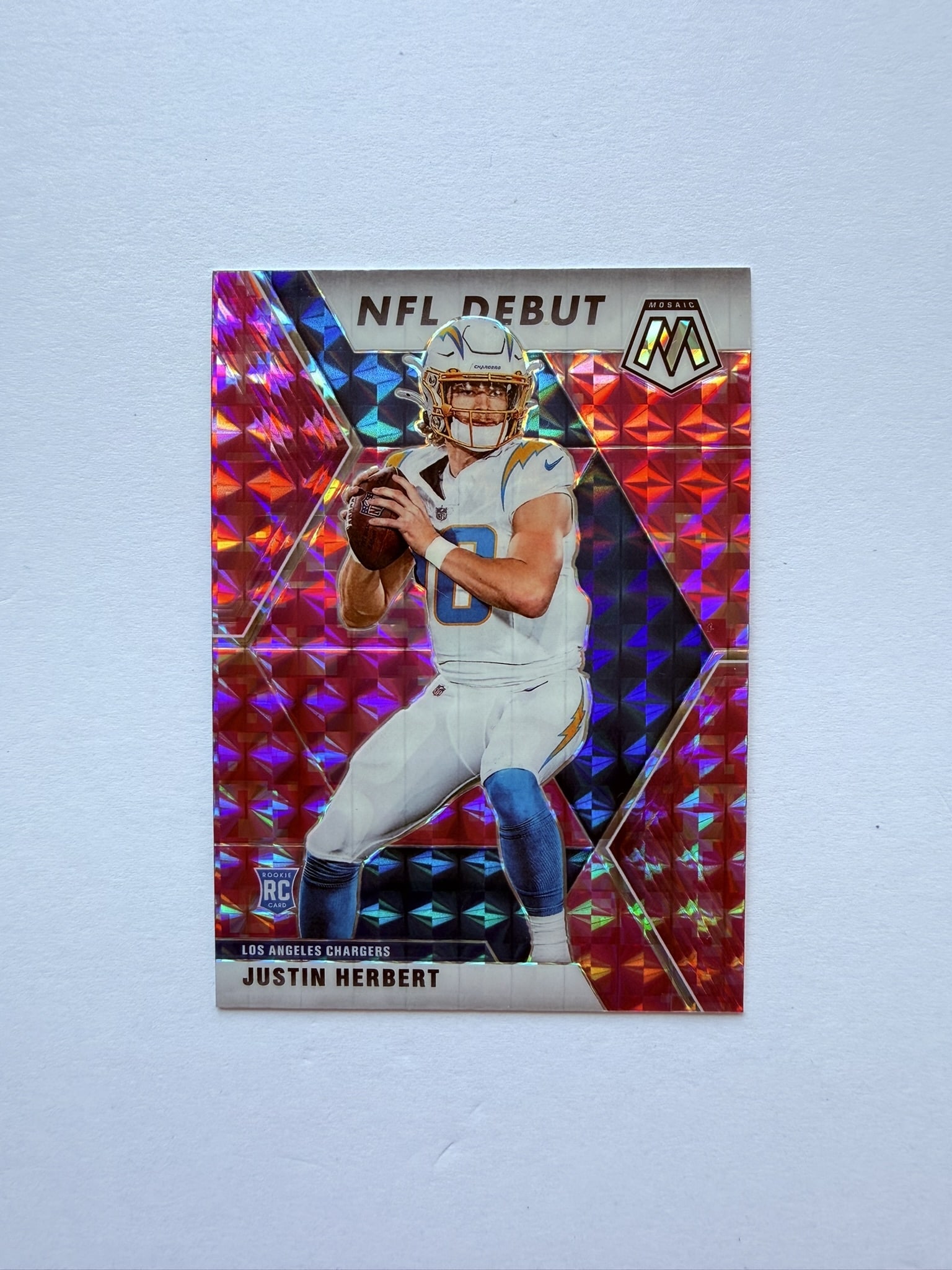 Justin Herbert Mosaic NFL Debut Rookie Pink Prizm Card