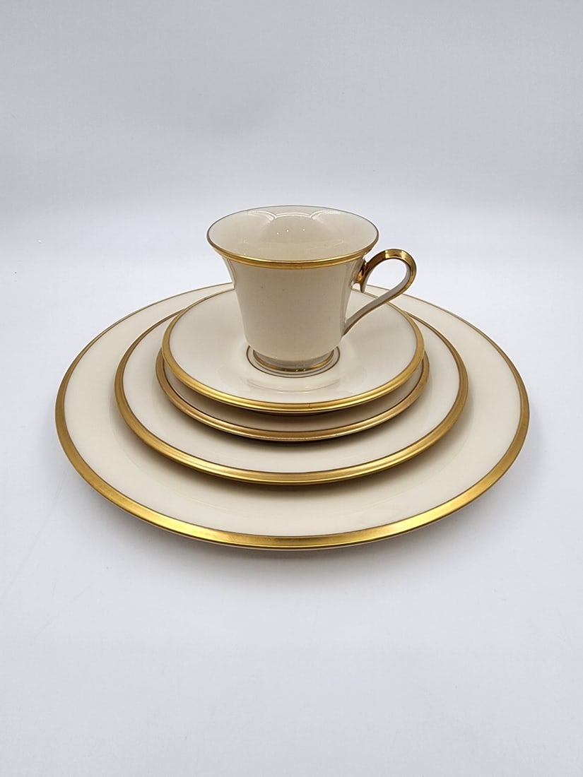 Lenox Eternal 60-Piece China Dinnerware Set, Service for 12 (1 of 16)