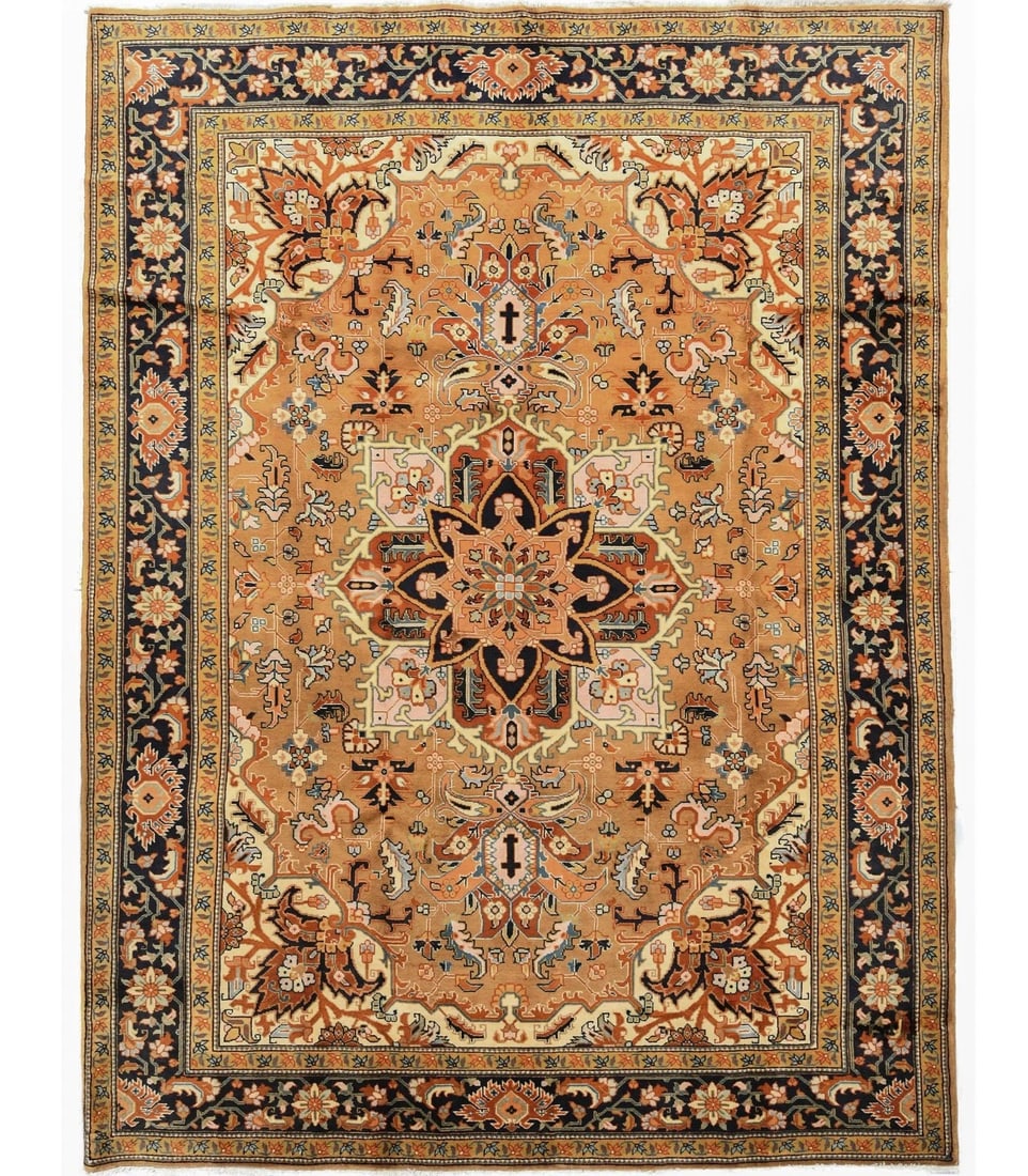 Vintage 8 x 11 ft Golden Beige Heriz Serapi Oriental Rug (1 of 18)
