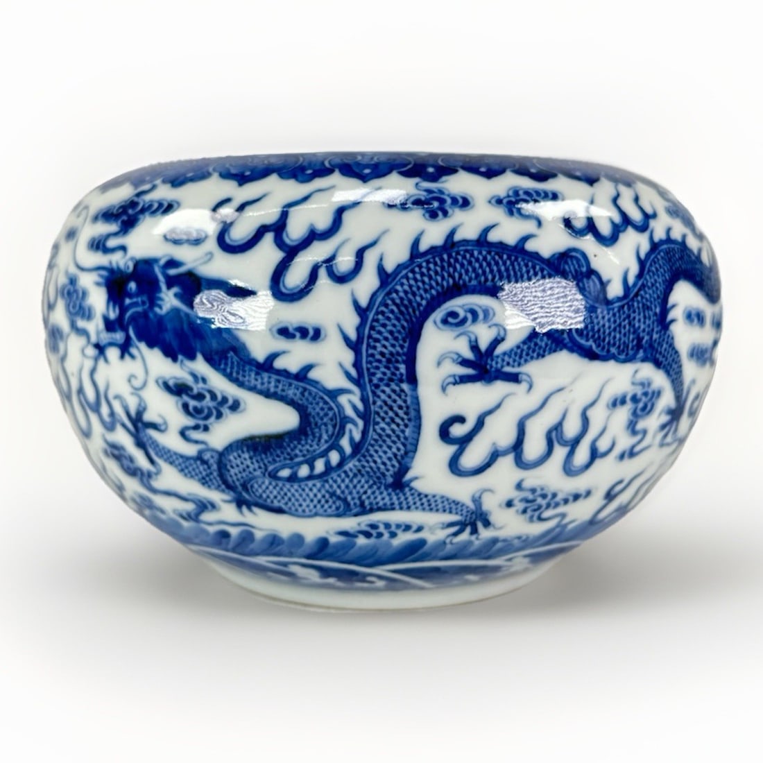 Chinese Blue and White Dragon Basin, Guangxu Period, Qianlong Mark (1 of 18)