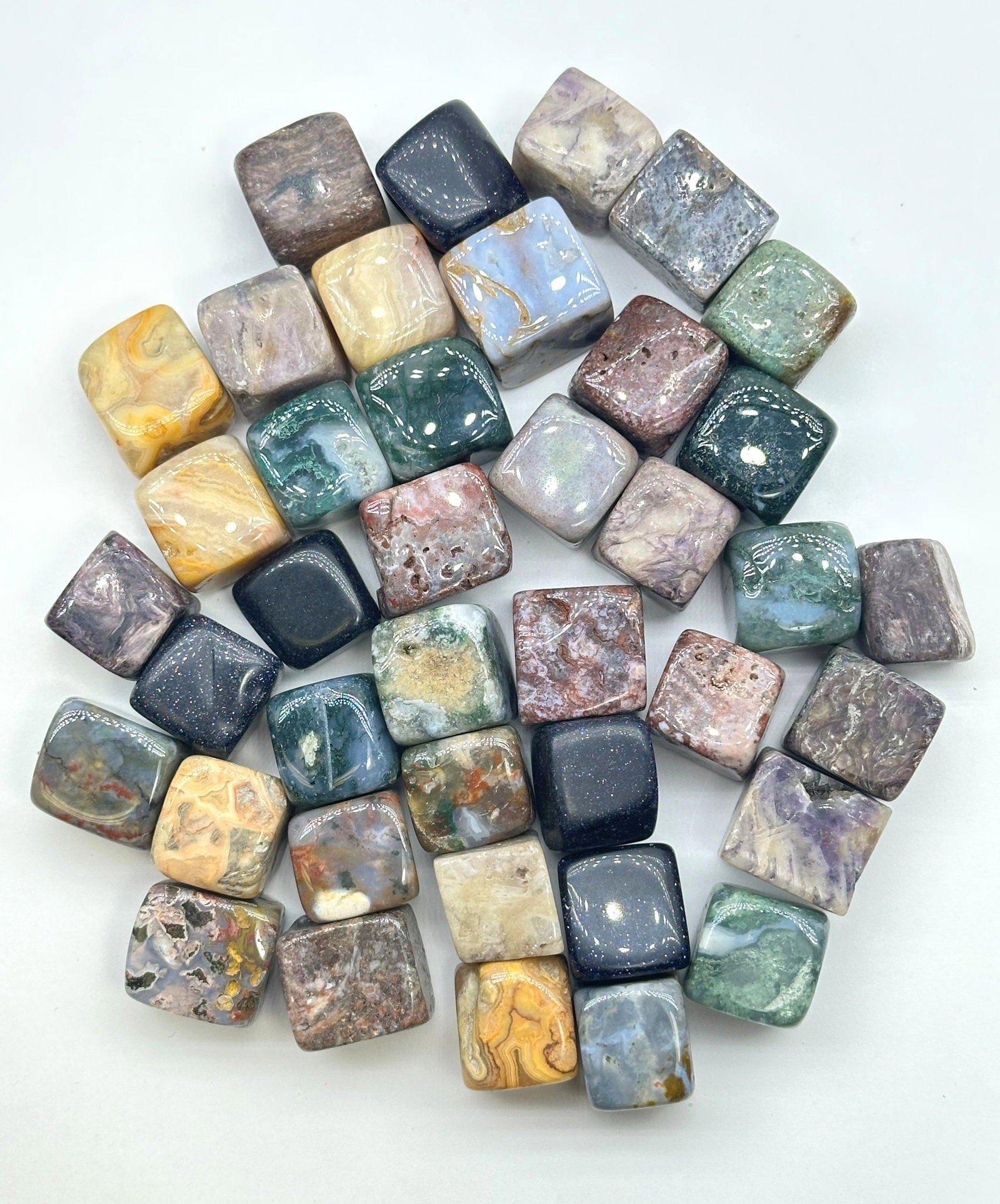 Large Bag Mix Stone Cubes 675 Grams (1 of 2)