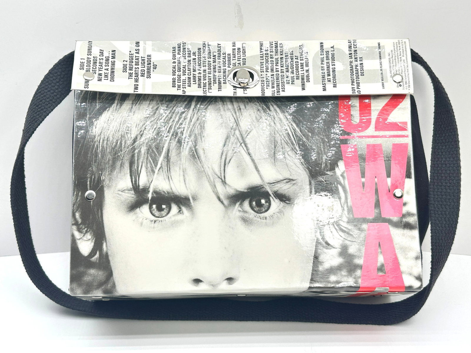 Vintage Hand Made U2 Purse (1 of 7)