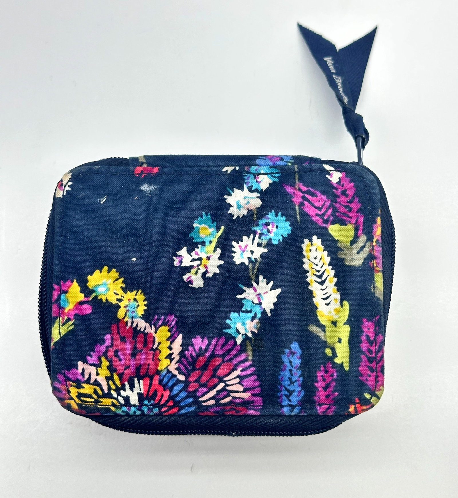 Vera Bradley zip-around travel pill case (1 of 3)