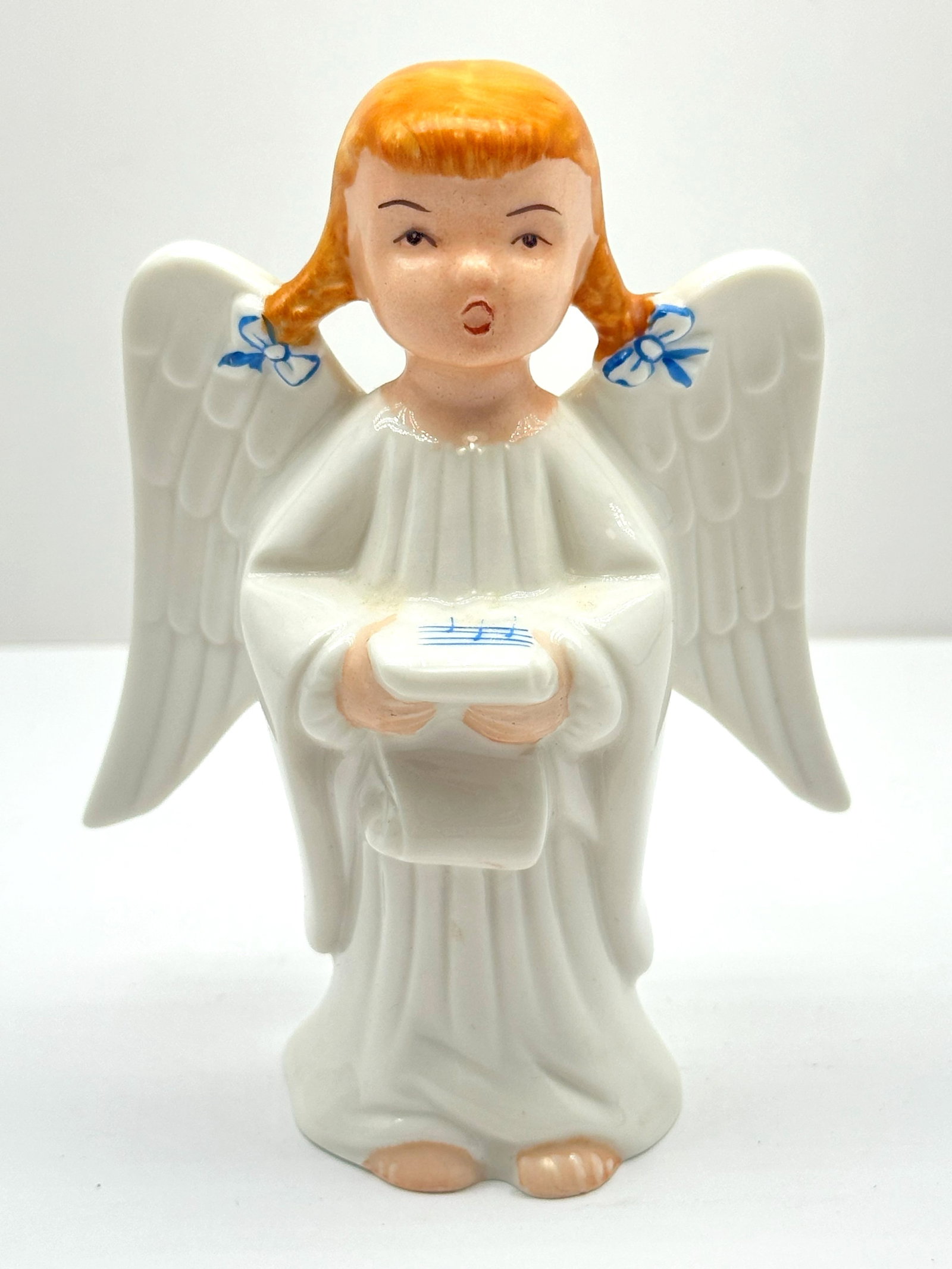 Vintage 1953 Boehm Singing Angle Figurine 90 Grams (1 of 5)