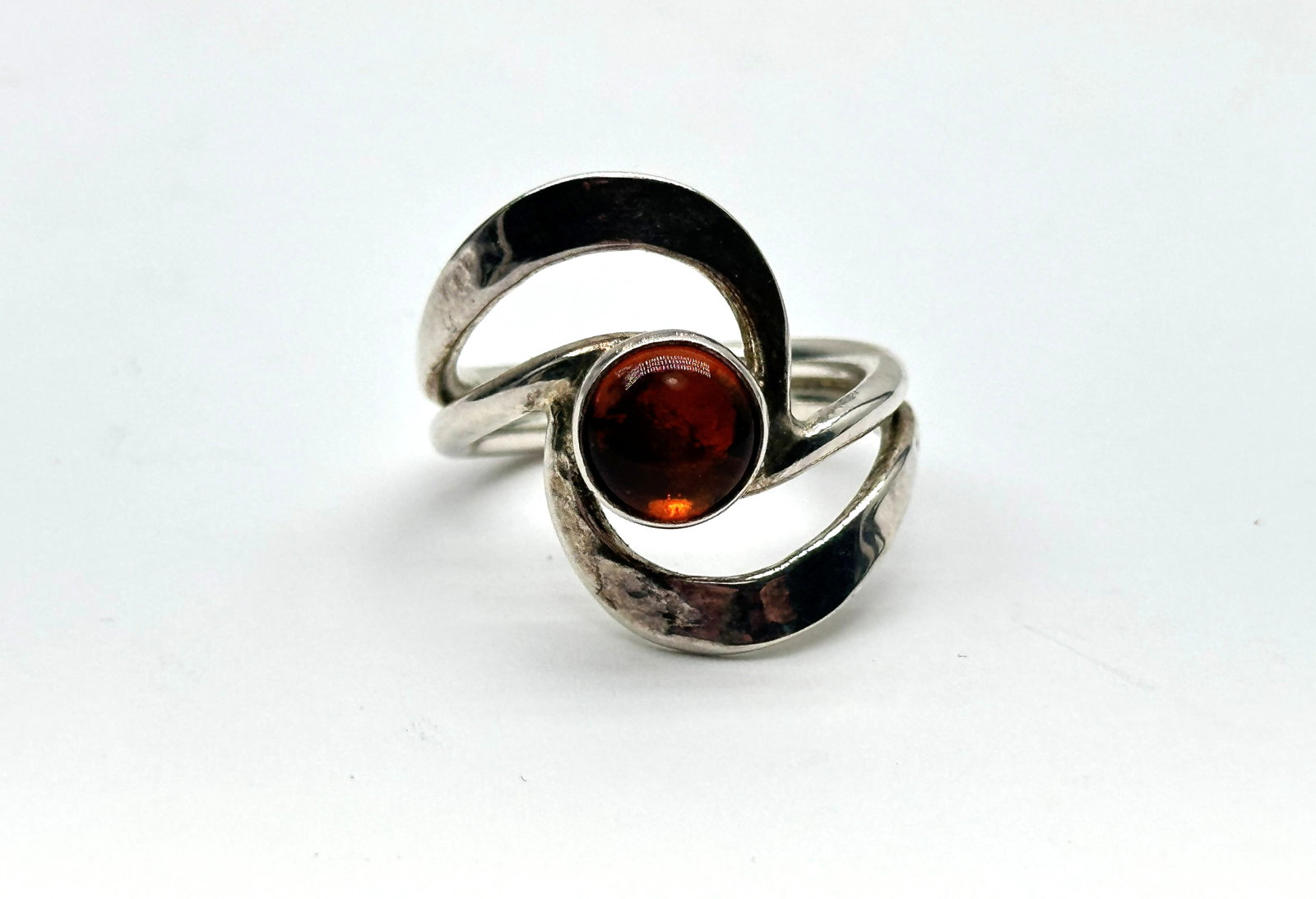 Sterling Mexico Amber Ring 8 Grams Size 9: Sterling Mexico Amber Ring 8 Grams Size 9