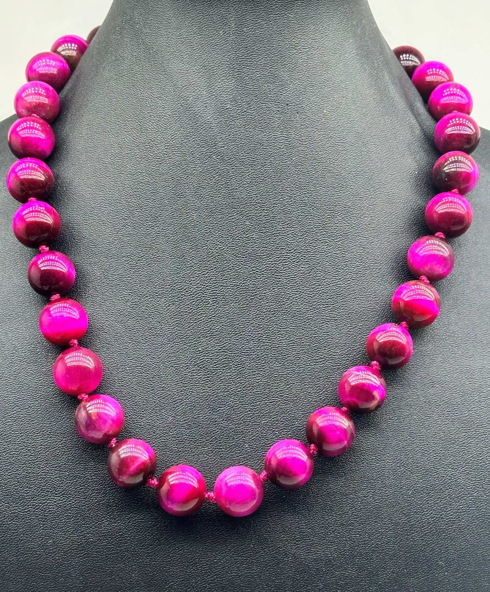 18" Sterling Pink/Red Tiger Eye Gemstone Magnetic Necklace 131 Grams: 18" Sterling Pink/Red Tiger Eye Gemstone Magnetic Necklace 131 Grams