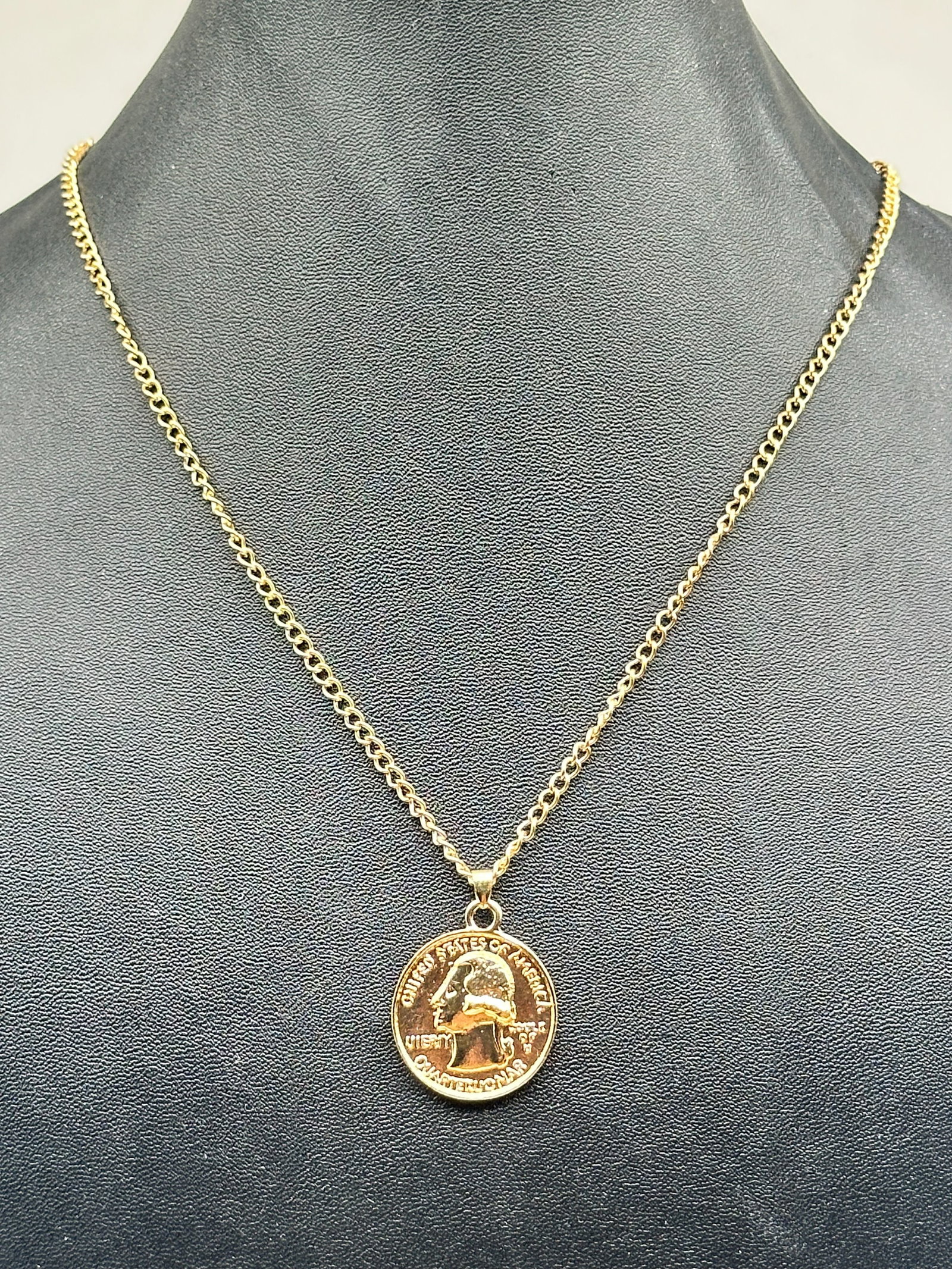 18" Costume Necklace 9 Grams: 18" Costume Necklace 9 Grams