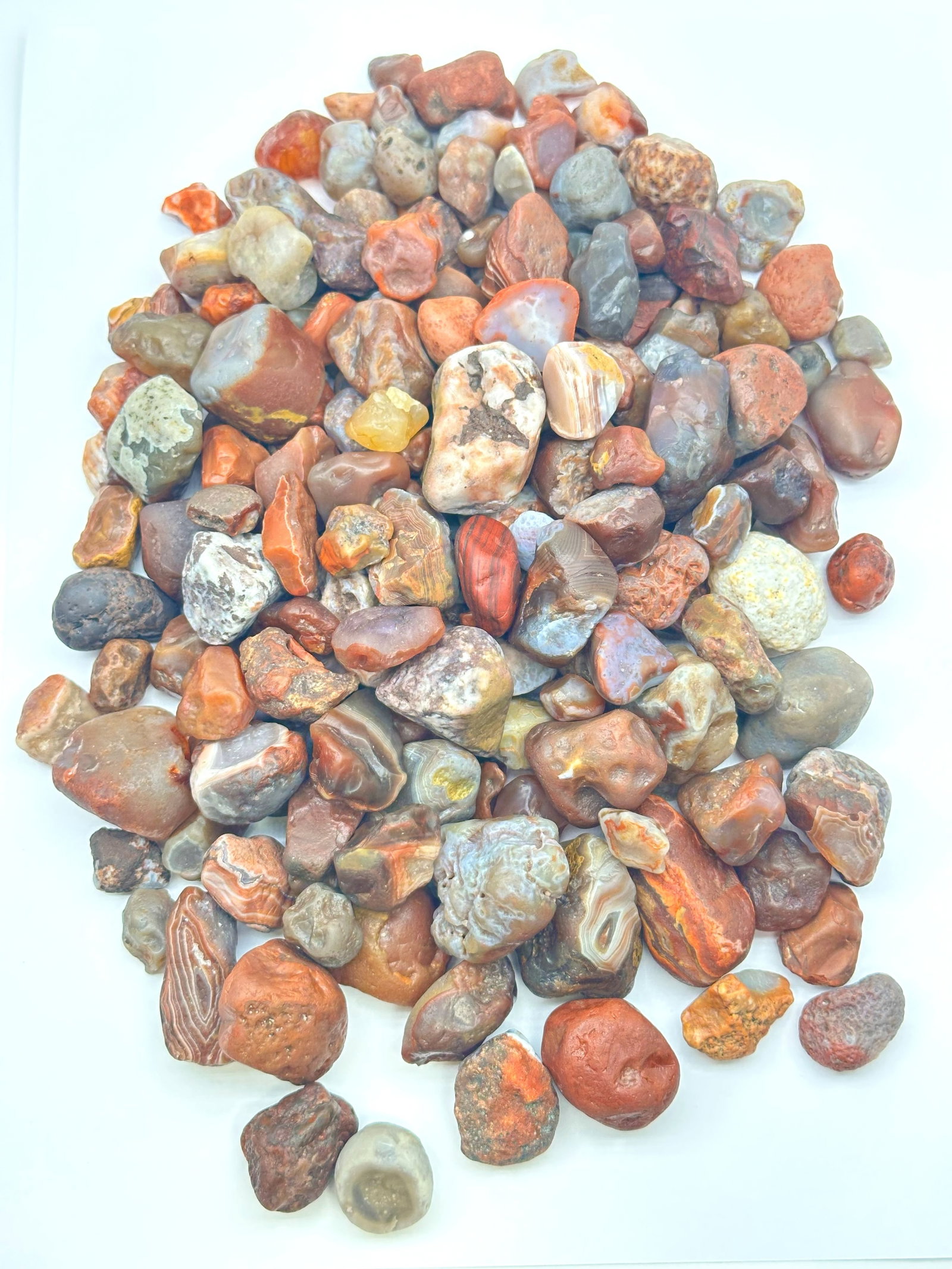 Very Large Bag of Agates 3.17 lbs (1 of 2)