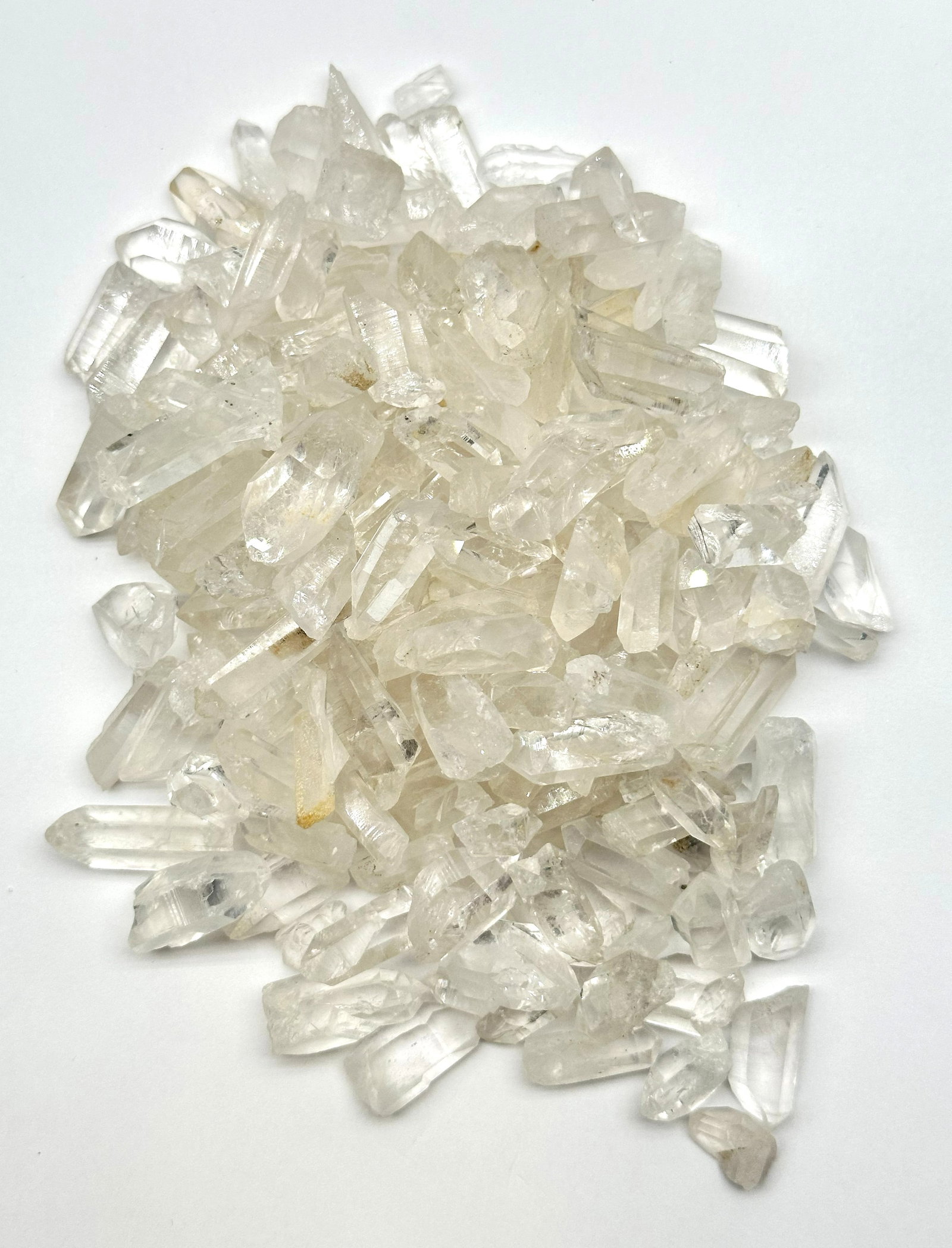Many Clear Quartz Points .70 lbs: Many Clear Quartz Points .70 lbs
