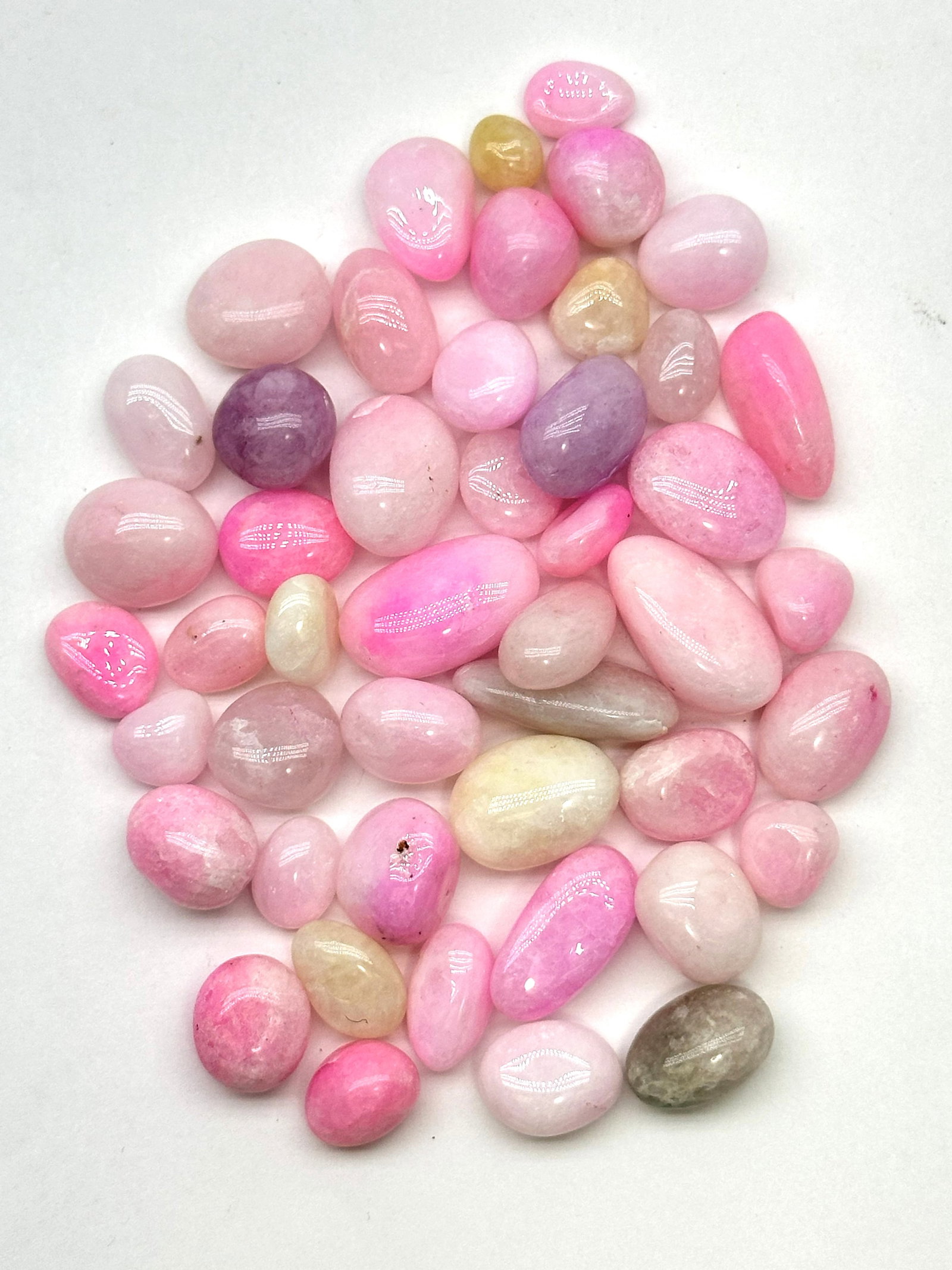 Bubble Gum Quartz 94 Grams (1 of 2)