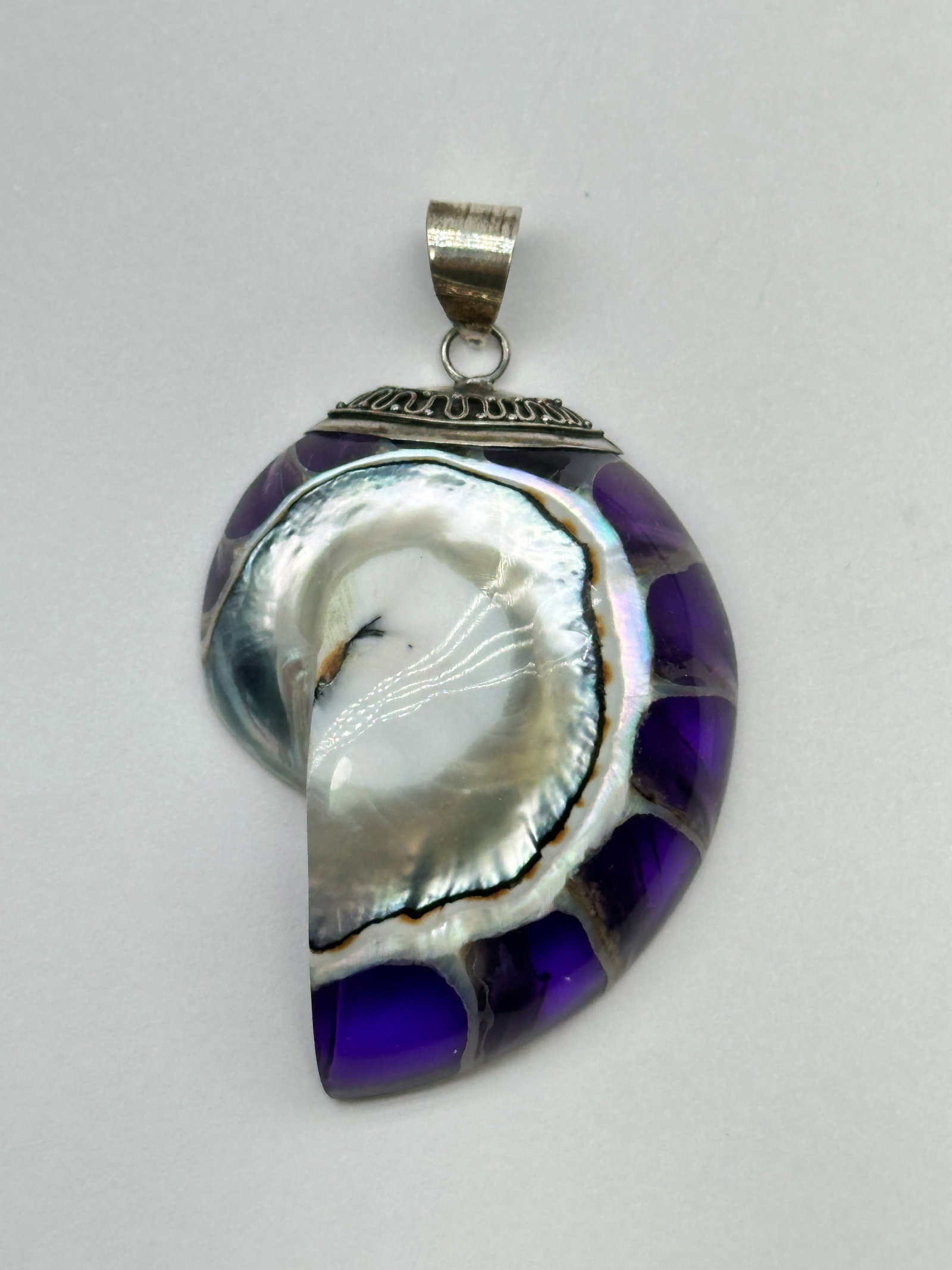 Large Sterling Dyed Shiva Shell Pendant 14 Grams (1 of 4)