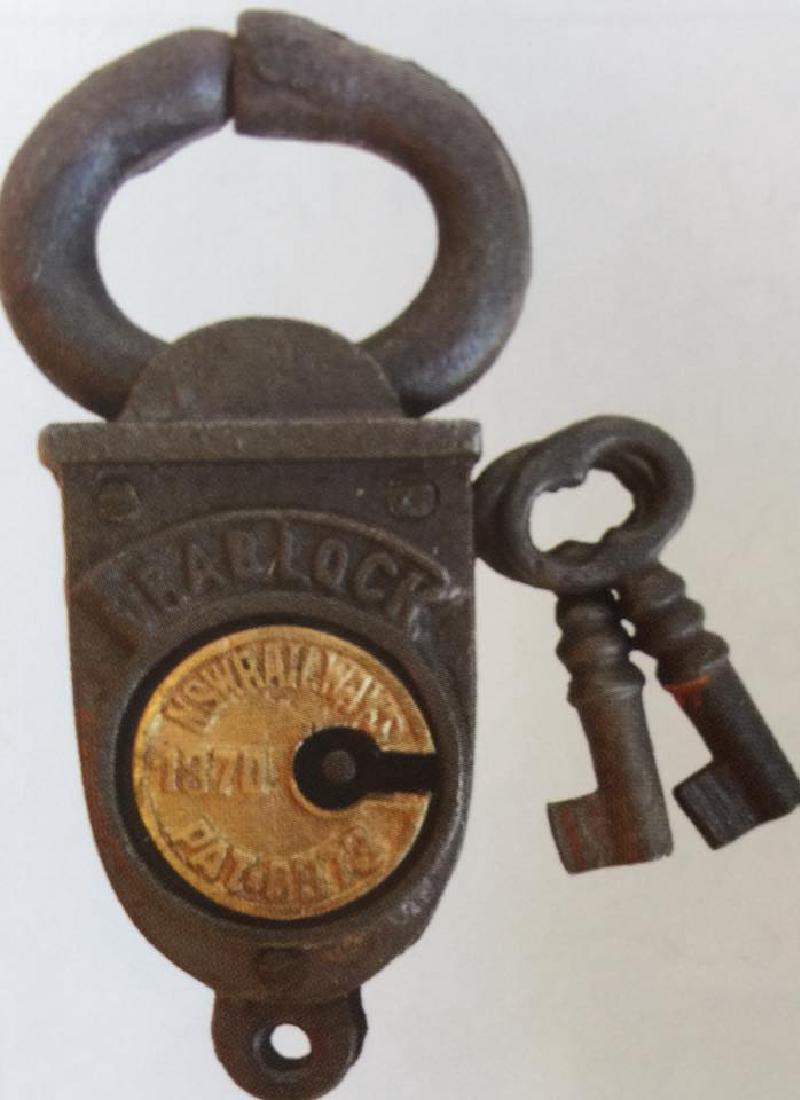 NSW RAILWAYS CAST IRON CRAB LOCK W/ KEYS - 5" TALL: N/A