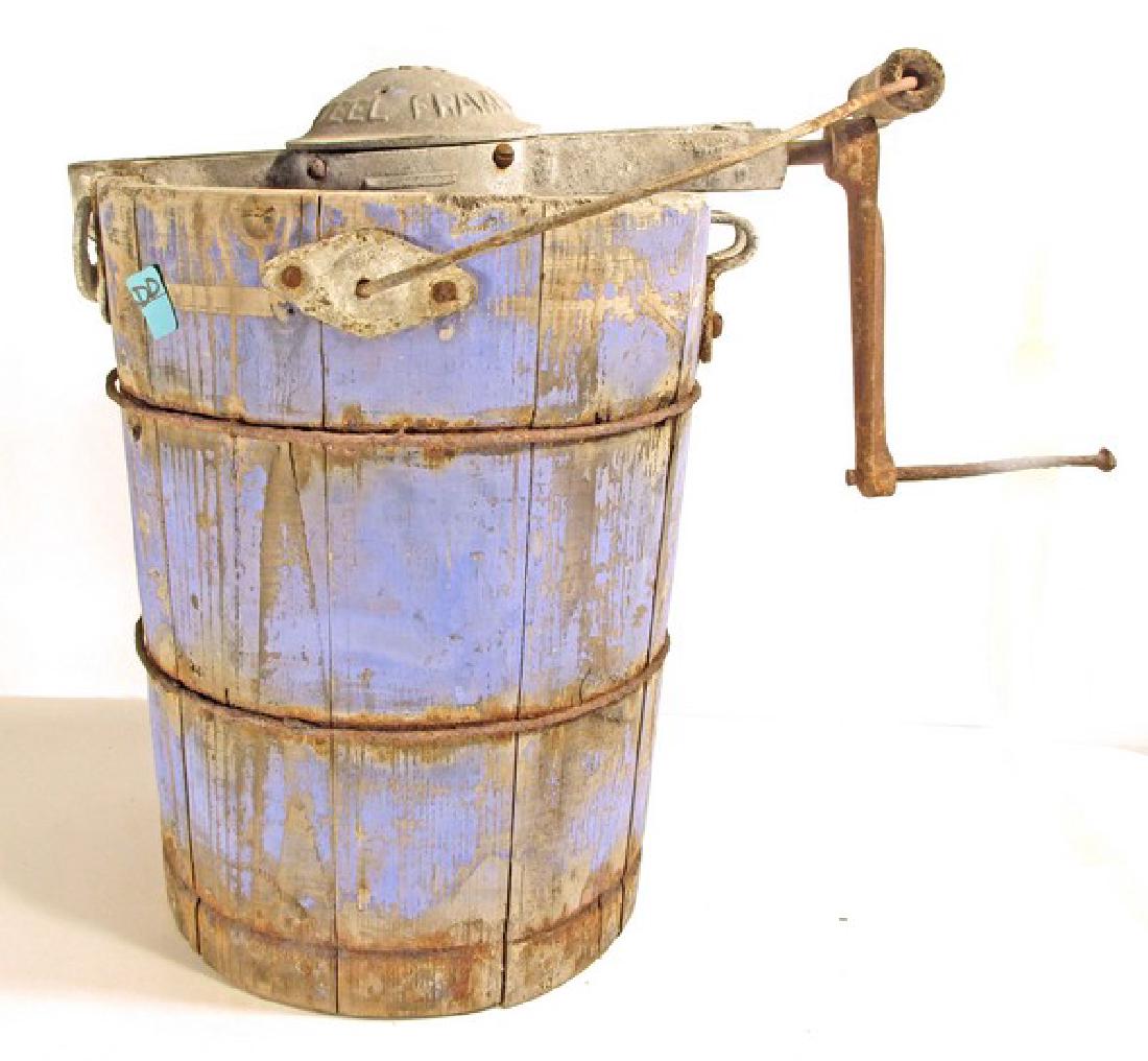 ANTIQUE DOUBLE QUICK PRIMITIVE 2 QUART ICE CREAM MAKER (1 of 1)