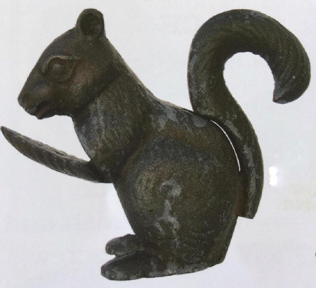 SQUIRREL CAST IRON NUT CRACKER - 4.25" TALL: N/A