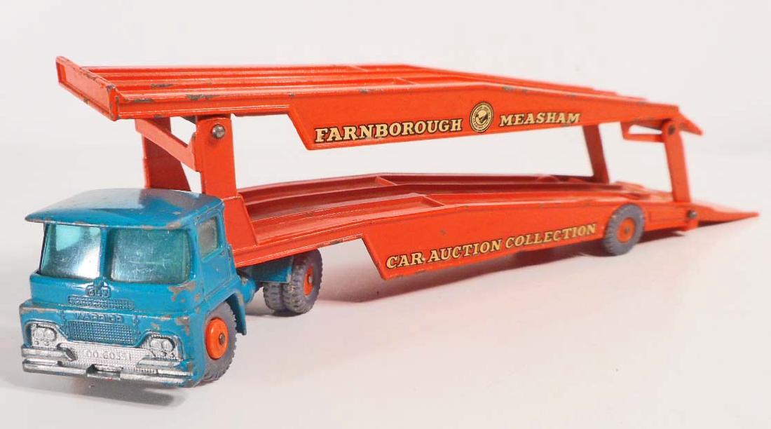 VINTAGE LESNEY MATCHBOX GUY WARRIOR CAR HAULER (1 of 1)