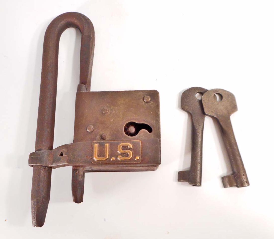 CIVIL WAR UNION ARMY U.S. AMMO BOX LOCK W/ KEYS - 7": N/A