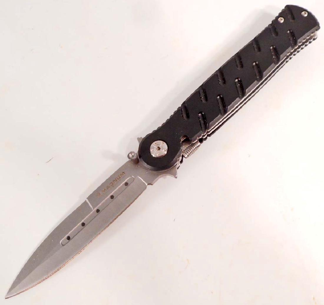 BOKER MAGNUM FOLDING KNIFE (1 of 1)