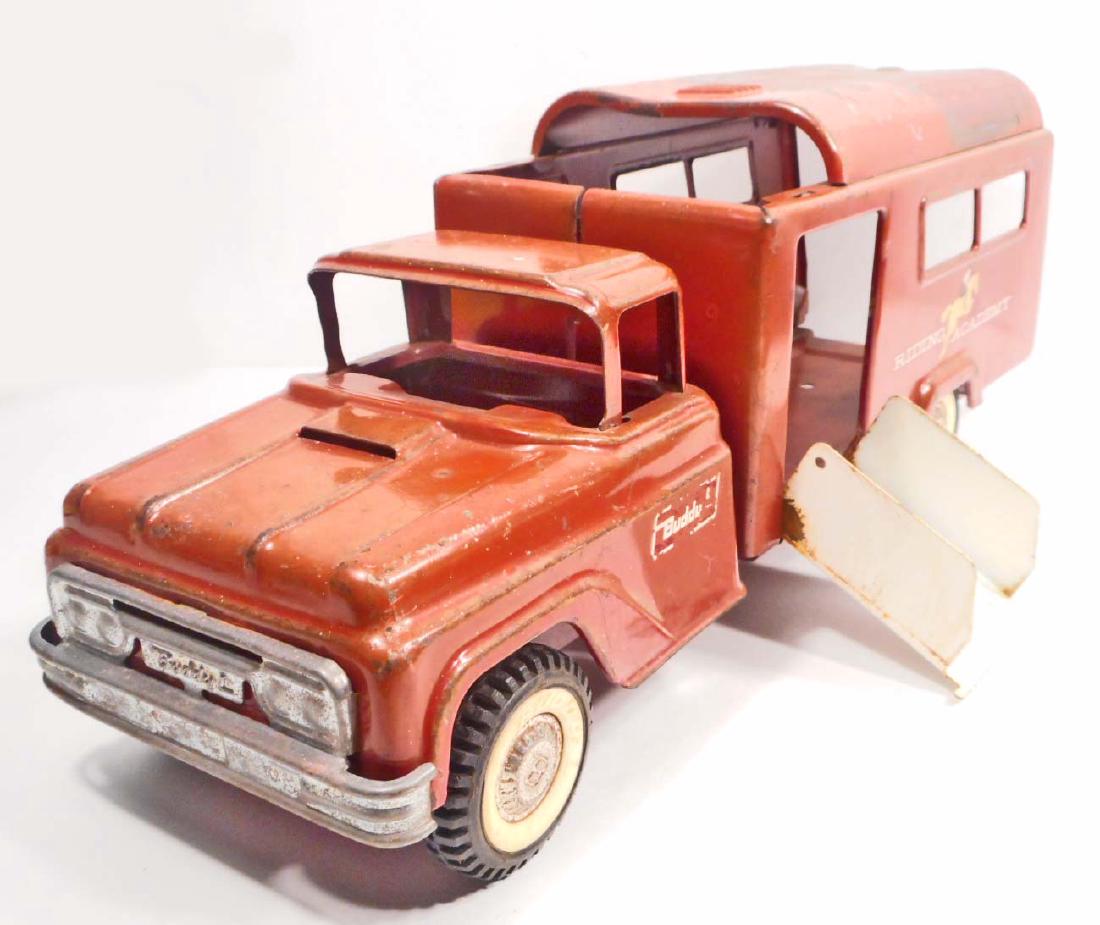 VINTAGE BUDDY L PRESSED STEEL HORSE TRUCK AND TRAILER: 18" LONG
