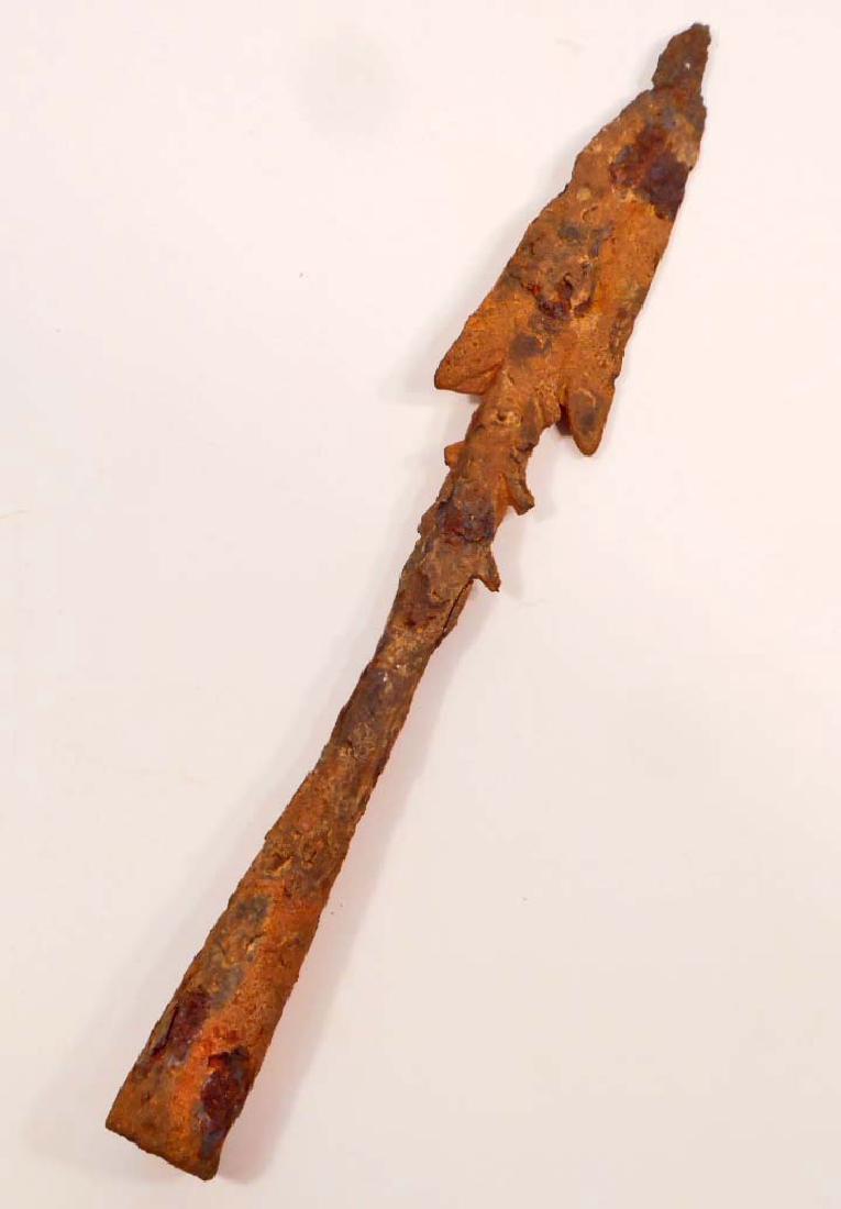 ANTIQUE SPEAR HEAD / ARROW HEAD: 7" long