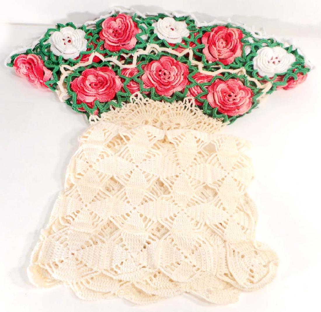LOT OF 2 VINTAGE CROCHETED TABLE RUNNERS: N/A