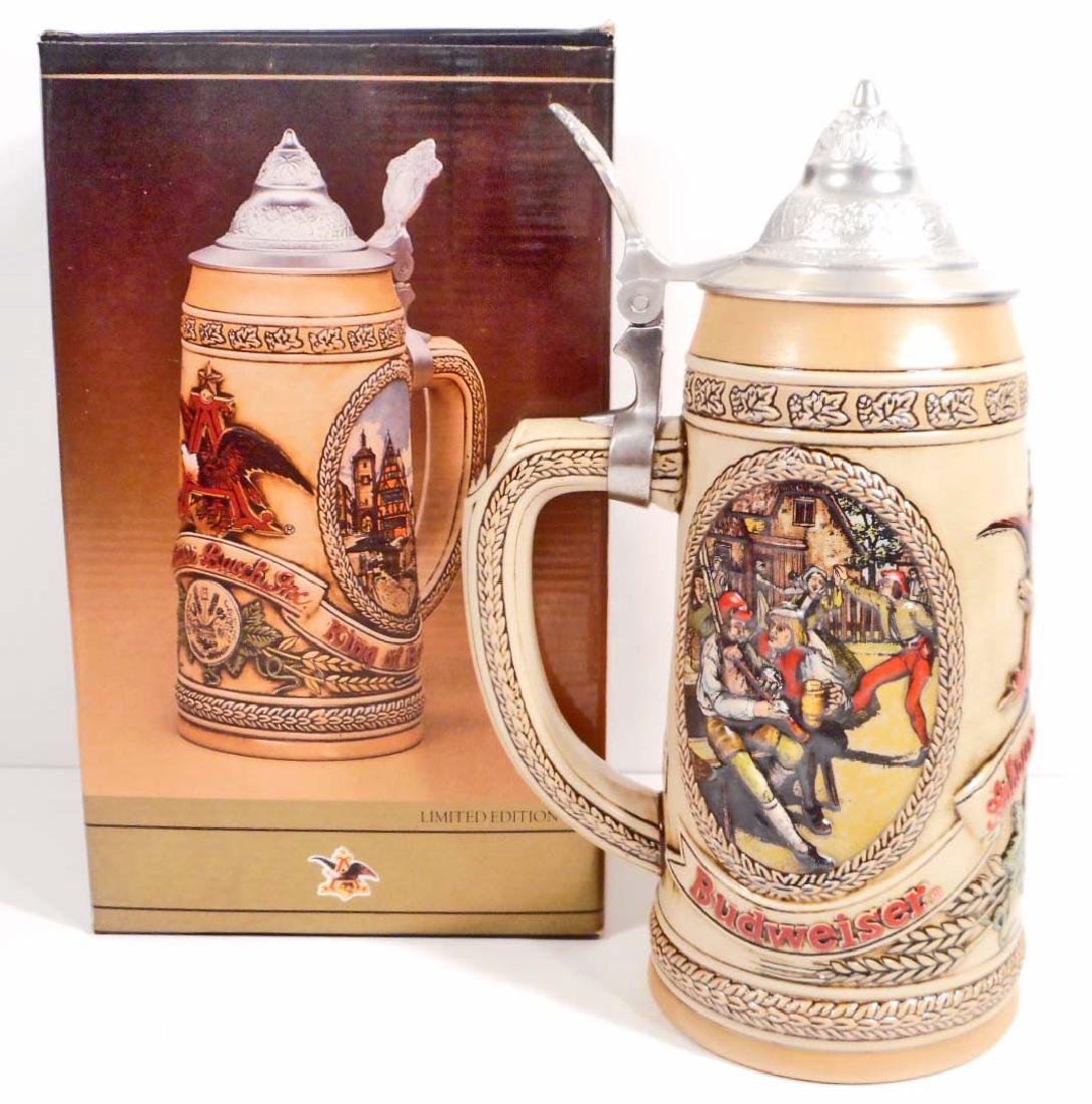 VINTAGE ANHEUSER BUSCH LIDDED BEER STEIN IN ORIGINAL