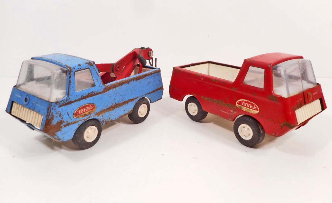 LOT OF 2 VINTAGE TONKA METAL TOY TRUCKS: Each 4.5" long