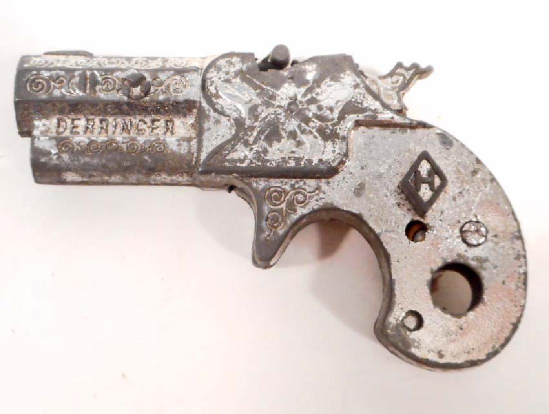 VINTAGE DERRINGER TOY CAP GUN: 3.5" long