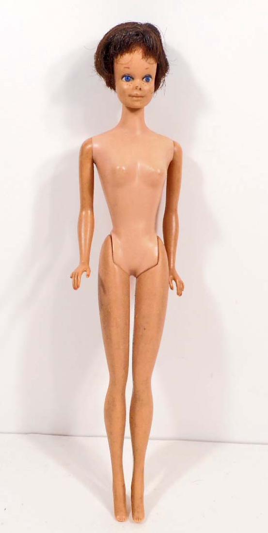 VINTAGE BARBIE MIDGE DOLL: Has had haircut and partial pinky finger missing