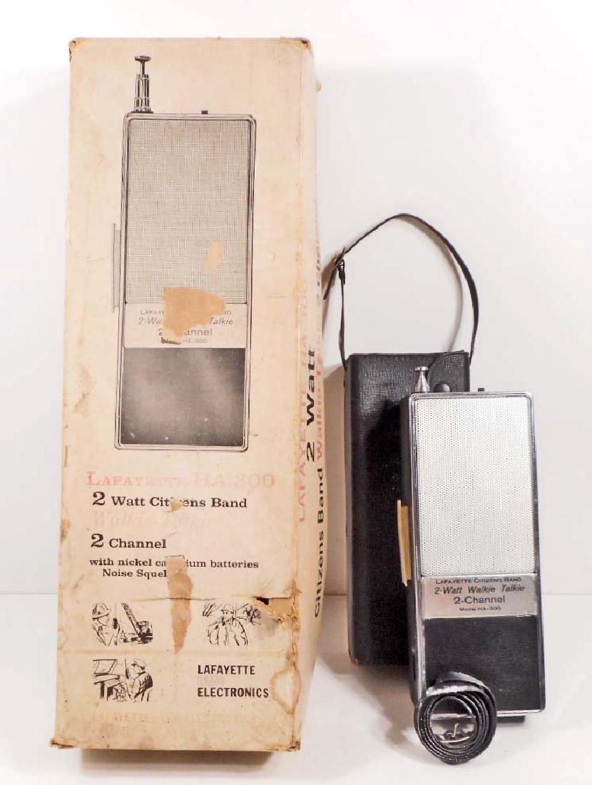 VINTAGE LAFAYETTE 2 WATT WALKIE TALKIE IN ORIGINAL BOX: Citizens Band 2 channel