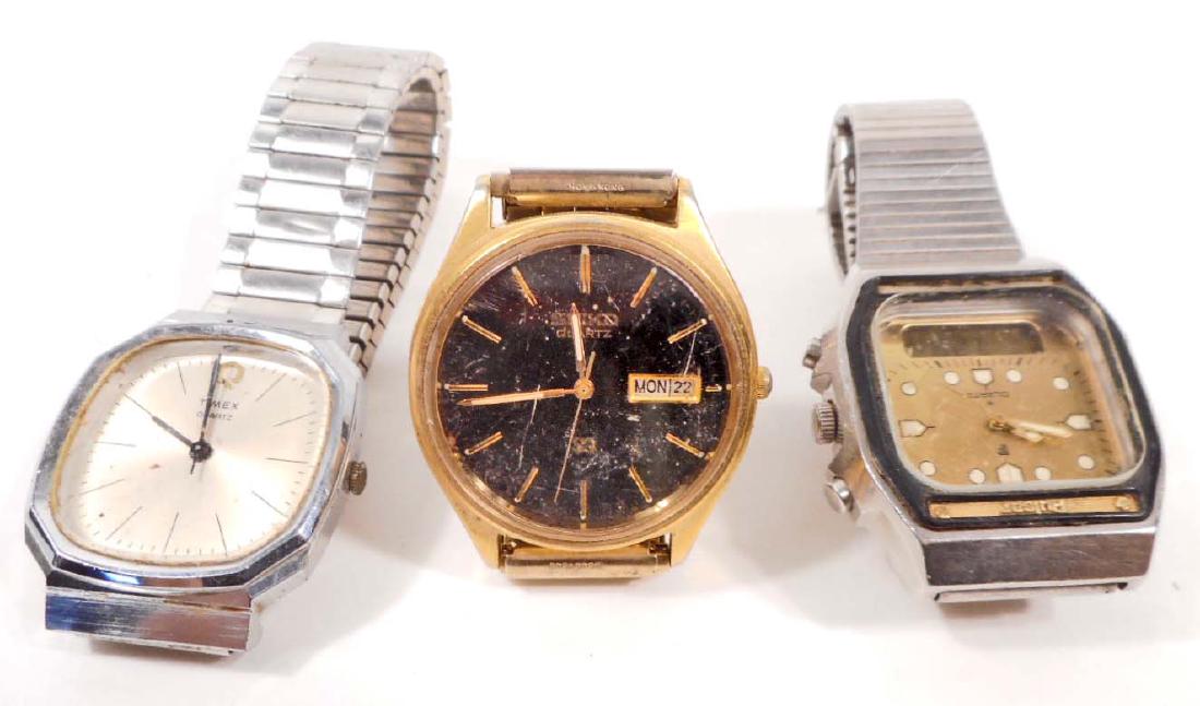 LOT OF 3 VINTAGE MENS WRIST WATCHES: Seiko, Timex, etc