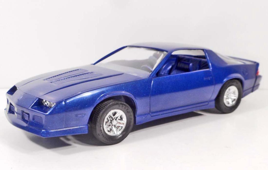 1987 PROMO CAR #6104EO CAMARO DARK BLUE METALLIC - MIB: N/A