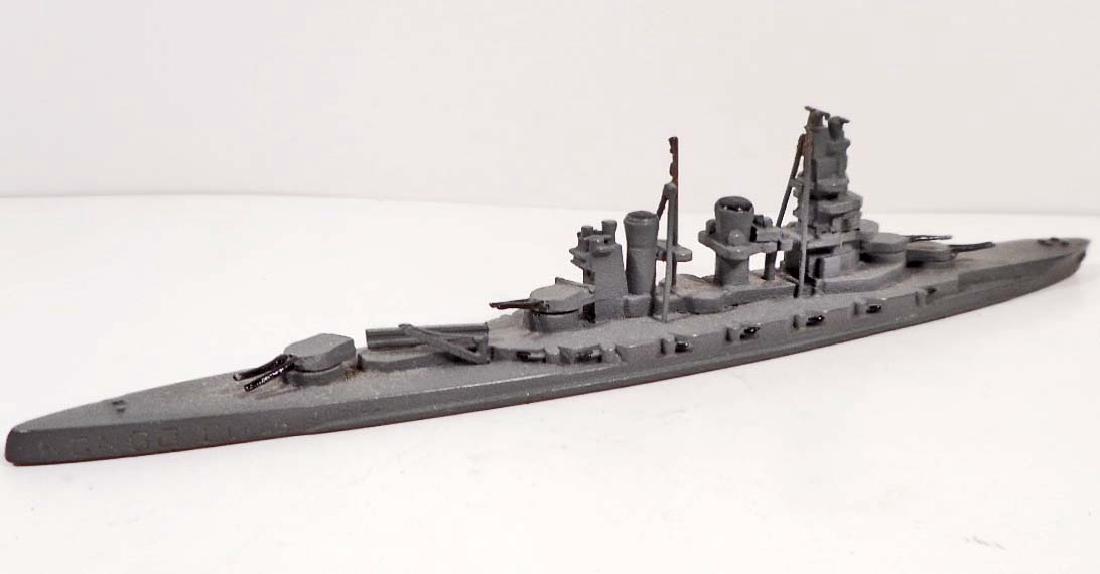 VINTAGE WARSHIPS OF THE WORLD AUTHENTIC SCALE MODEL IN: Comet 7" long