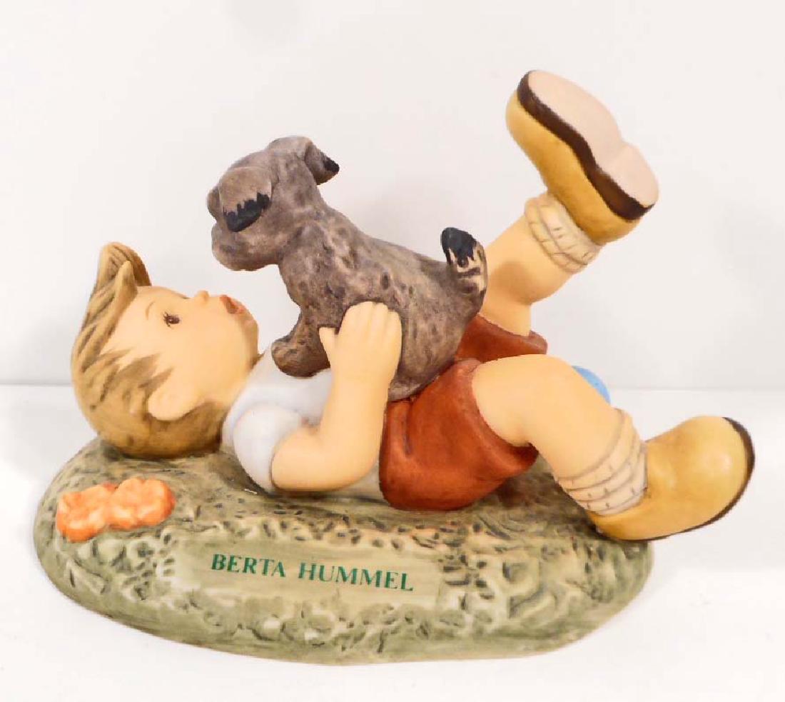 VINTAGE GOEBEL HUMMEL FIGURINE - PALS: 4" long