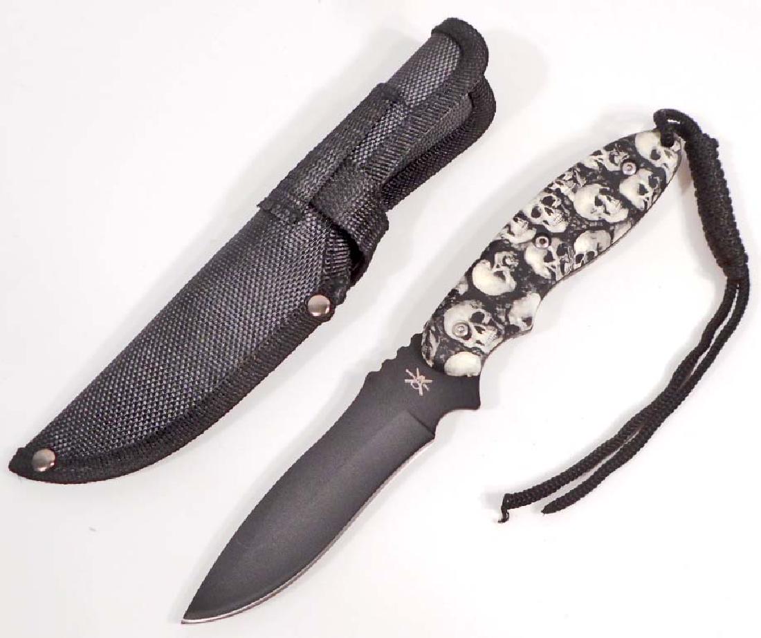 FIXED BLADE HUNTING KNIFE W/ SKULL HANDLE & SHEATH: Tac Xtreme Fire Storm Knife. 9" long