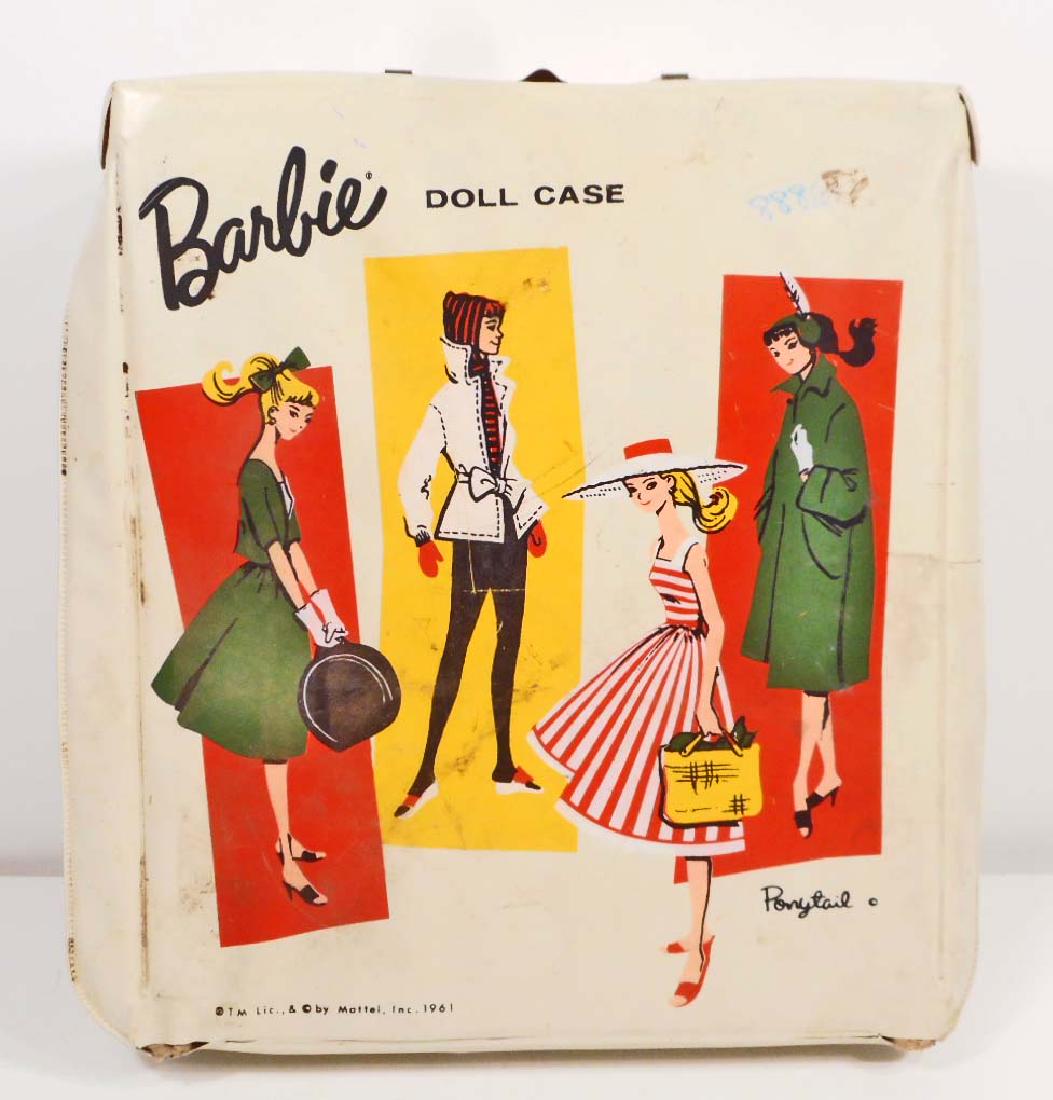 1961 VINTAGE BARBIE DOLL CARRYING CASE Mar 07, 2018 Pioneer Auction