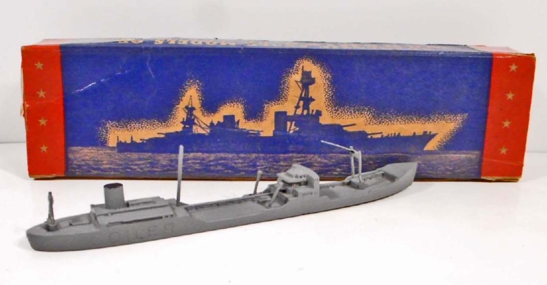 VINTAGE WARSHIPS OF THE WORLD AUTHENTIC SCALE MODEL IN: Oiler Ship 5" long